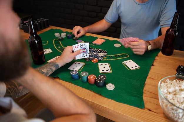 Prize Table live draw studio on suster4d login, showing numbered balls and live host